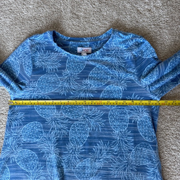 Denim & Co. printed jersey round-neck 3/4 sleeve swing top - Picture 8 of 10